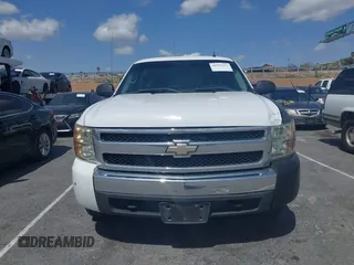 2007 Chevrolet Silverado 1500 LT w/2LT with VIN 2GCEC190471726075, listed as a IAAI auction lot 41922472 with 184,963 mi miles. Bid and sale history available at carsss.com. Image 12.
