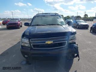 2013 Chevrolet Avalanche LTZ with VIN 3GNMCGE05DG351022, listed as a IAAI auction lot 41138090 with 197,159 mi miles. Bid and sale history available at carsss.com. Image 12.