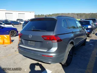 2020 Volkswagen Tiguan SE with VIN 3VV2B7AX5LM068627, listed as a IAAI auction lot 41590858 with 81,020 mi miles. Bid and sale history available at carsss.com. Image 4.