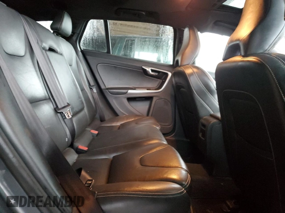 2017 Volvo V60 Premier with VIN YV140MEK3H1339550, listed as a Copart auction lot 86770894 with 128,343 mi miles and Salvage Title. Bid and sale history available at carsss.com. Image 10.