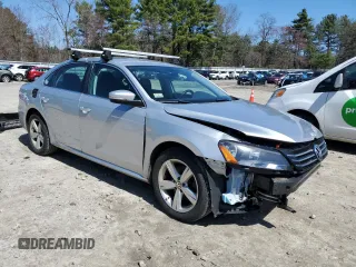 2013 Volkswagen Passat SE w/Sunroof & Nav with VIN 1VWBP7A39DC028709, listed as a Copart auction lot 49280055 with 171,325 mi miles and Clean Title. Bid and sale history available at carsss.com. Image 4.