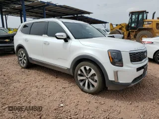 2020 Kia Telluride S with VIN 5XYP6DHC9LG048601, listed as a Copart auction lot 50270115 with 105,881 mi miles and Salvage title. Bid and sale history available at DreamBid. Image 4.