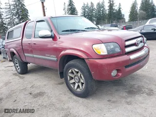 2005 Toyota Tundra SR5 with VIN 5TBBT44105S467703, listed as a IAAI auction lot 41637508 with 147,677 mi miles. Bid and sale history available at carsss.com. Image 1.