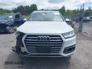 2018 Audi Q7 Premium Plus with VIN WA1LAAF70JD031855, listed as a IAAI auction lot 42267620 with 39,334 mi miles and . Bid and sale history available at DreamBid. Image 13.