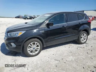 2019 Ford Escape SE z VIN 1FMCU9GD9KUC01126, wystawiony jako Copart lot #56293125 z przebiegiem 49 861 mil mil oraz Czysty tytuł • Clean title. Historia ofert i sprzedaży dostępna na DreamBid. Obrazek 1.