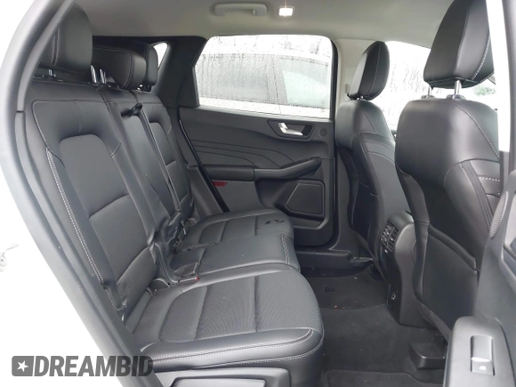 2021 Ford Escape SEL with VIN 1FMCU9H91MUB35409, listed as a IAAI auction lot 41900711 with 19,295 mi miles and . Bid and sale history available at DreamBid. Image 8.
