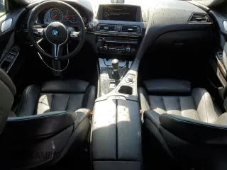 2014 BMW M6 z VIN WBS6C9C51EDV73883, wystawiony jako Copart lot #76395574 z przebiegiem 57 995 mil mil oraz Czysty tytuł • Clean title. Historia ofert i sprzedaży dostępna na DreamBid. Obrazek 8.