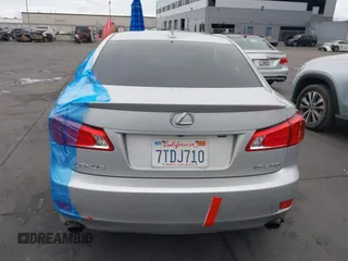 2009 Lexus IS with VIN JTHBK262895106279, listed as a IAAI auction lot 42068256 with 274,846 mi miles. Bid and sale history available at carsss.com. Image 17.
