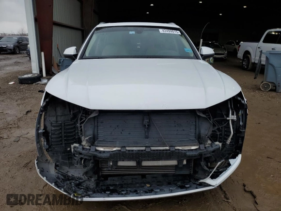 2019 Audi Q5 Premium with VIN WA1ANAFY7K2076311, listed as a Copart auction lot 42499015 with 92,034 mi miles and Salvage Title. Bid and sale history available at carsss.com. Image 5.