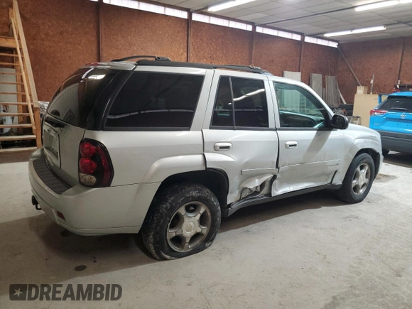 2008 Chevrolet TrailBlazer 1LT with VIN 1GNDT13S582154934, listed as a Copart auction lot 52850345 with 249,534 mi miles and Salvage Title. Bid and sale history available at DreamBid. Image 3.