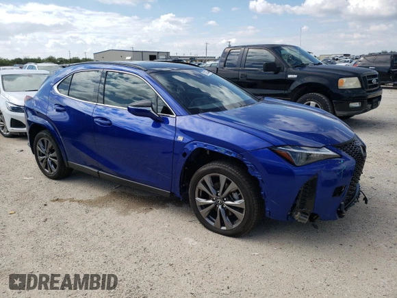 2023 Lexus UX 250h F Sport z VIN JTHB6JBH2P2145568, wystawiony jako Copart lot #70026744 z przebiegiem 52 667 mil mil oraz Nie do naprawy • Non repairable. Historia ofert i sprzedaży dostępna na DreamBid. Obrazek 4.