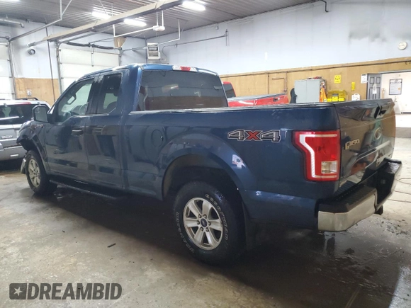 2015 Ford F-150 XLT with VIN 1FTFX1EF0FKE85861, listed as a Copart auction lot 47588225 with 214,439 mi miles and Clean Title. Bid and sale history available at carsss.com. Image 2.