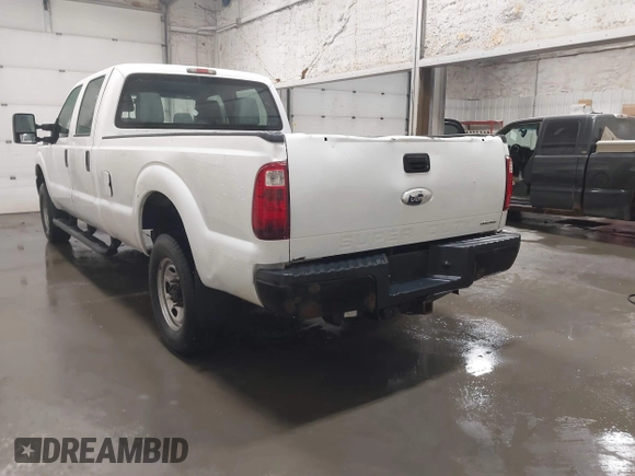 2012 Ford F-250 XL with VIN 1FT7W2B60CEA17544, listed as a IAAI auction lot 41677253 with 199,927 mi miles and . Bid and sale history available at DreamBid. Image 3.