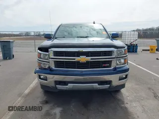 2015 Chevrolet Silverado 1500 LT with VIN 1GCVKREC3FZ424431, listed as a IAAI auction lot 41812094 with 227,739 mi miles. Bid and sale history available at carsss.com. Image 12.