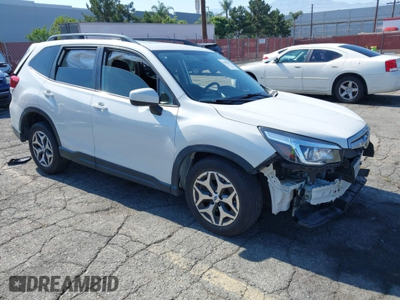 2020 Subaru Forester Premium with VIN JF2SKAJC8LH569025, listed as a IAAI auction lot 42471901 with 89,458 mi miles and . Bid and sale history available at DreamBid. Image 1.