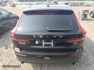 2021 Volvo XC60 Momentum with VIN YV4A22RK1M1715123, listed as a Copart auction lot 67080424 with 40,717 mi miles and Salvage Title. Bid and sale history available at carsss.com. Image 6.