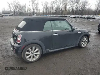 2015 MINI Convertible S with VIN WMWZP3C51FT708886, listed as a Copart auction lot 46860925 with 105,437 mi miles and Clean title. Bid and sale history available at DreamBid. Image 3.