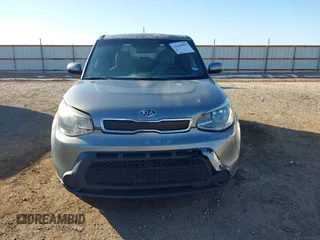 2014 Kia Soul with VIN KNDJN2A22E7059843, listed as a IAAI auction lot 41601093 with 61,396 mi miles. Bid and sale history available at carsss.com. Image 12.