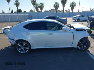 2011 Lexus IS 250 z VIN JTHBF5C26B5136946, wystawiony jako IAAI lot #42283529 z przebiegiem 176 257 mil mil oraz . Historia ofert i sprzedaży dostępna na DreamBid. Obrazek 13.