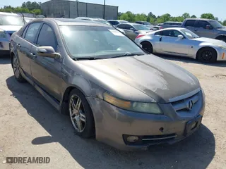 2008 Acura TL with VIN 19UUA66288A036973, listed as a IAAI auction lot 42000664 with 250,990 mi miles. Bid and sale history available at carsss.com. Image 1.