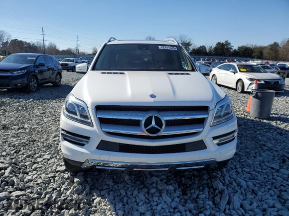 2016 Mercedes-Benz GL with VIN 4JGDF6EE7GA653089, listed as a Copart auction lot 88741535 with 135,396 mi miles and Salvage Title. Bid and sale history available at carsss.com. Image 5.