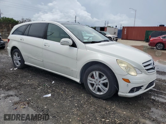 2008 Mercedes-Benz R 3.5L with VIN 4JGCB65E28A084418, listed as a Copart auction lot 63391385 with 120,038 mi miles and Salvage title. Bid and sale history available at DreamBid. Image 4.