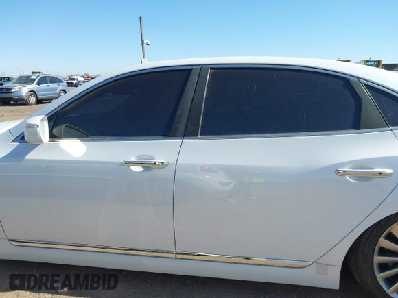 2014 Hyundai Equus Ultimate z VIN KMHGH4JH8EU080789, wystawiony jako IAAI lot #41781207 z przebiegiem 113 032 mil mil oraz . Historia ofert i sprzedaży dostępna na DreamBid. Obrazek 14.