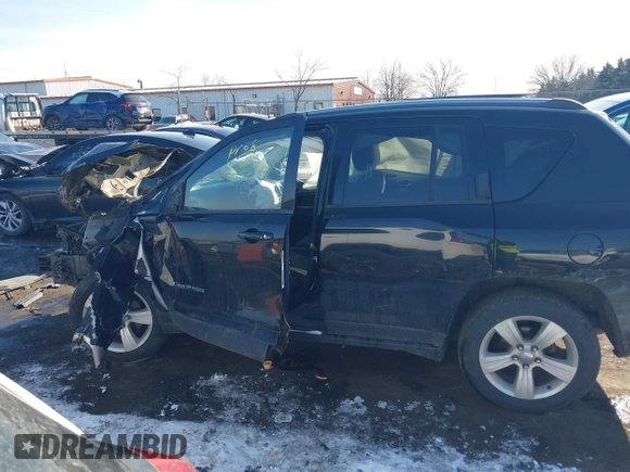 2013 Jeep Compass Latitude with VIN 1C4NJDEB6DD207706, listed as a IAAI auction lot 41541618 with 0 mi miles. Bid and sale history available at carsss.com. Image 14.