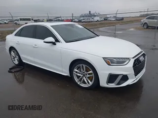 2023 Audi A4 S line Premium Plus z VIN WAUEAAF44PN007093, wystawiony jako IAAI lot #42071571 z przebiegiem 51 244 mil mil oraz . Historia ofert i sprzedaży dostępna na DreamBid. Obrazek 1.