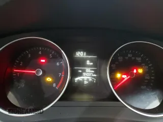 2015 Volkswagen Jetta S z VIN 3VW1K7AJ8FM404150, wystawiony jako Copart lot #88251625 z przebiegiem 94 037 mil mil oraz Szkoda całkowita • Salvage title. Historia ofert i sprzedaży dostępna na DreamBid. Obrazek 9.