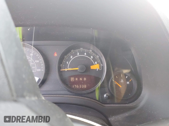 2016 Jeep Compass 75th Anniversary with VIN 1C4NJCBB5GD506655, listed as a IAAI auction lot 41847305 with 176,338 mi miles. Bid and sale history available at carsss.com. Image 7.
