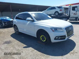 2014 Audi Q5 Premium Plus z VIN WA1DGAFP4EA059538, wystawiony jako IAAI lot #42158230 z przebiegiem 114 321 mil mil oraz . Historia ofert i sprzedaży dostępna na DreamBid. Obrazek 1.