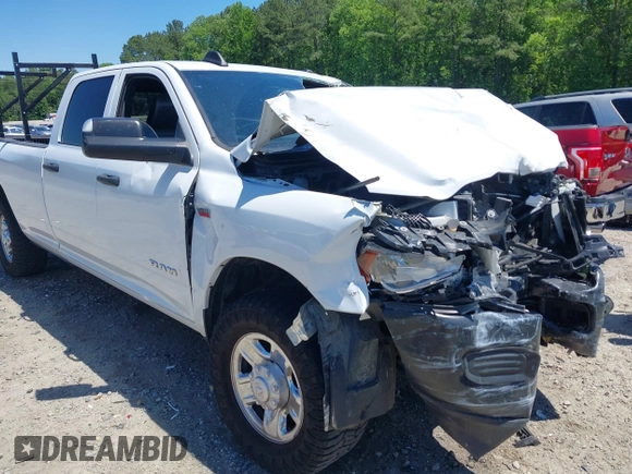 2021 Ram 2500 Tradesman с VIN 3C6UR4HJXMG674094, выставлен на аукционе IAAI как лот 42198782 с пробегом 94 970 миль миль и . История ставок и продаж доступна на DreamBid. Изображение 19.