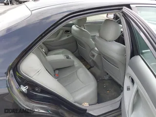 2011 Toyota Camry LE with VIN 4T1BF3EK1BU751800, listed as a IAAI auction lot 40754493 with 186,316 mi miles. Bid and sale history available at carsss.com. Image 8.