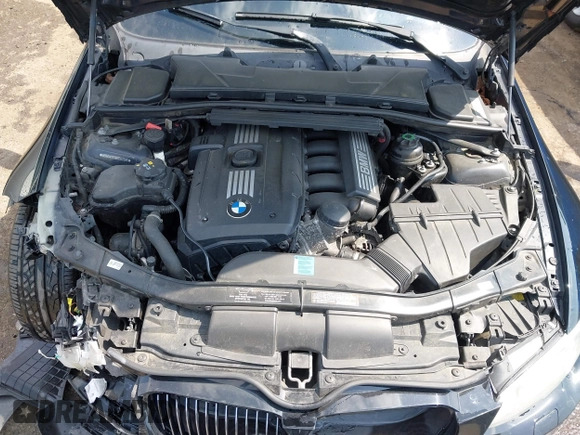 2011 BMW 3 Series 328i z VIN WBADW7C56BE544585, wystawiony jako IAAI lot #42233106 z przebiegiem Nie podano mil oraz . Historia ofert i sprzedaży dostępna na DreamBid. Obrazek 10.