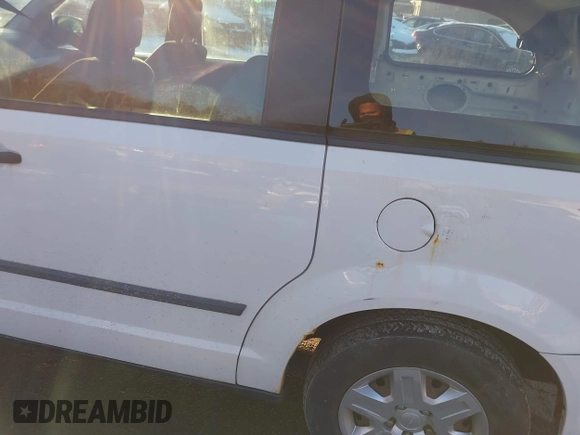 2011 Dodge Grand Caravan Cargo with VIN 2D4RN1AG0BR710134, listed as a IAAI auction lot 41385972 with 178,092 mi miles. Bid and sale history available at carsss.com. Image 6.