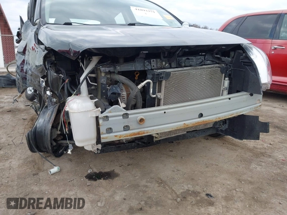 2019 Nissan Versa SV z VIN 3N1CN7AP2KL846643, wystawiony jako IAAI lot #41893371 z przebiegiem 67 054 mil mil oraz . Historia ofert i sprzedaży dostępna na DreamBid. Obrazek 18.