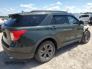 2022 Ford Explorer XLT z VIN 1FMSK7DH5NGC38366, wystawiony jako Copart lot #56390465 z przebiegiem 24 909 mil mil oraz Szkoda całkowita • Salvage title. Historia ofert i sprzedaży dostępna na DreamBid. Obrazek 3.