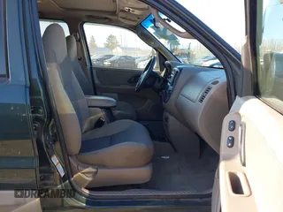 2001 Ford Escape XLT with VIN 1FMCU04161KC38571, listed as a IAAI auction lot 41881685 with 175,432 mi miles and . Bid and sale history available at DreamBid. Image 5.