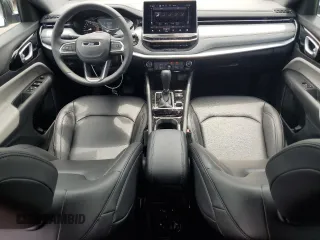 2025 Jeep Compass Limited with VIN 3C4NJDCN9ST580629, listed as a Copart auction lot 63577135 with 3,682 mi miles and Clean title. Bid and sale history available at DreamBid. Image 8.