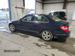 2008 Mercedes-Benz C 300 Sport z VIN WDDGF54X58F041076, wystawiony jako Copart lot #83839164 z przebiegiem 62 048 mil mil oraz Szkoda całkowita • Salvage title. Historia ofert i sprzedaży dostępna na DreamBid. Obrazek 2.