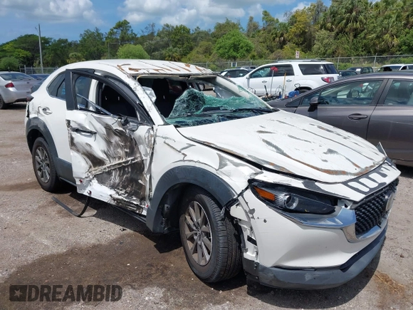 2020 Mazda CX-30 with VIN 3MVDMABL2LM112138, listed as a IAAI auction lot 41951044 with Not Provided miles. Bid and sale history available at carsss.com. Image 1.