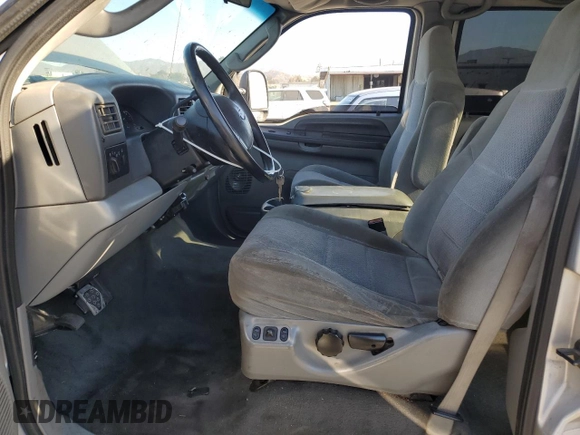 2003 Ford F-250 XL with VIN 1FTNW21S63EC36496, listed as a Copart auction lot 88551695 with 256,668 mi miles and Salvage title. Bid and sale history available at DreamBid. Image 7.