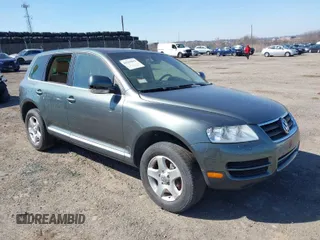 2006 Volkswagen Touareg 3.2L V6 with VIN WVGZG77L16D004762, listed as a IAAI auction lot 41763692 with 93,027 mi miles and . Bid and sale history available at DreamBid. Image 1.
