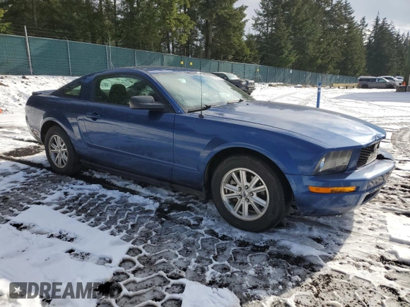 2008 Ford Mustang Deluxe with VIN 1ZVHT80N285119782, listed as a Copart auction lot 45427905 with 109,286 mi miles and Salvage Title. Bid and sale history available at carsss.com. Image 4.