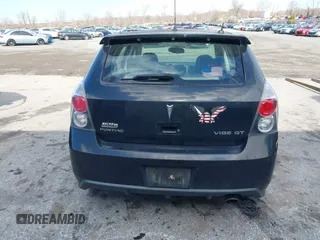 2009 Pontiac Vibe GT with VIN 5Y2SR67019Z417899, listed as a IAAI auction lot 41814115 with 122,018 mi miles. Bid and sale history available at carsss.com. Image 17.