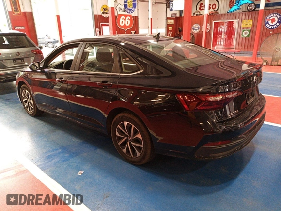 2024 Volkswagen Jetta S z VIN 3VW5M7BU1RM076143, wystawiony jako IAAI lot #42786512 z przebiegiem 30 201 mil mil oraz . Historia ofert i sprzedaży dostępna na DreamBid. Obrazek 27.