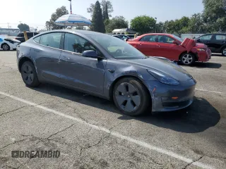 2023 Tesla Model 3 z VIN 5YJ3E1EA2PF680355, wystawiony jako Copart lot #60760225 z przebiegiem 17 270 mil mil oraz Szkoda całkowita • Salvage title. Historia ofert i sprzedaży dostępna na DreamBid. Obrazek 4.