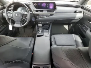 2020 Lexus ES 300h with VIN 58AD21B19LU007702, listed as a Copart auction lot 62045245 with 24,943 mi miles and Salvage title. Bid and sale history available at DreamBid. Image 8.