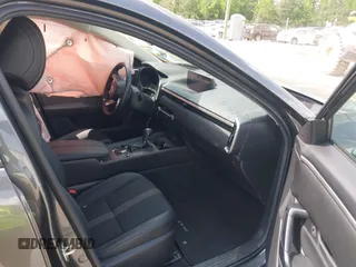 2024 Mazda CX-50 S Preferred z VIN 7MMVABBM6RN226252, wystawiony jako IAAI lot #42155018 z przebiegiem 9254 mil mil oraz . Historia ofert i sprzedaży dostępna na DreamBid. Obrazek 5.